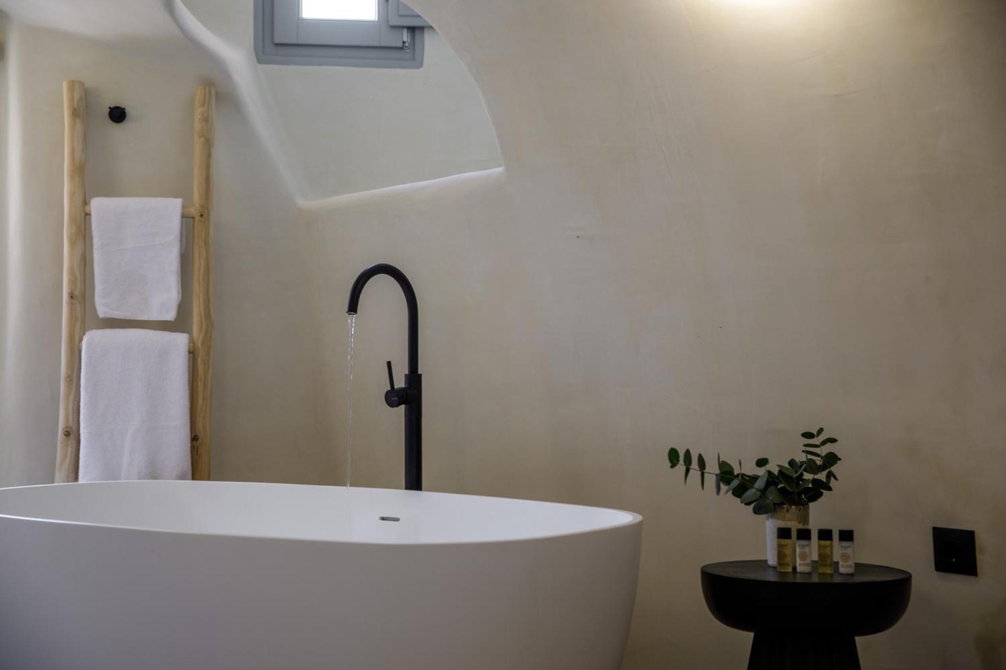 Annouso Villa With Hot Tub By Caldera Houses Ia Exterior foto